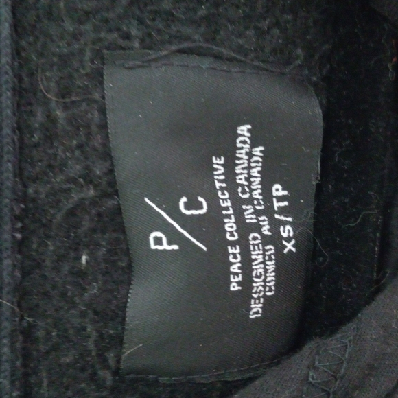 Canadian Built Sweater - Picture 2 of 4